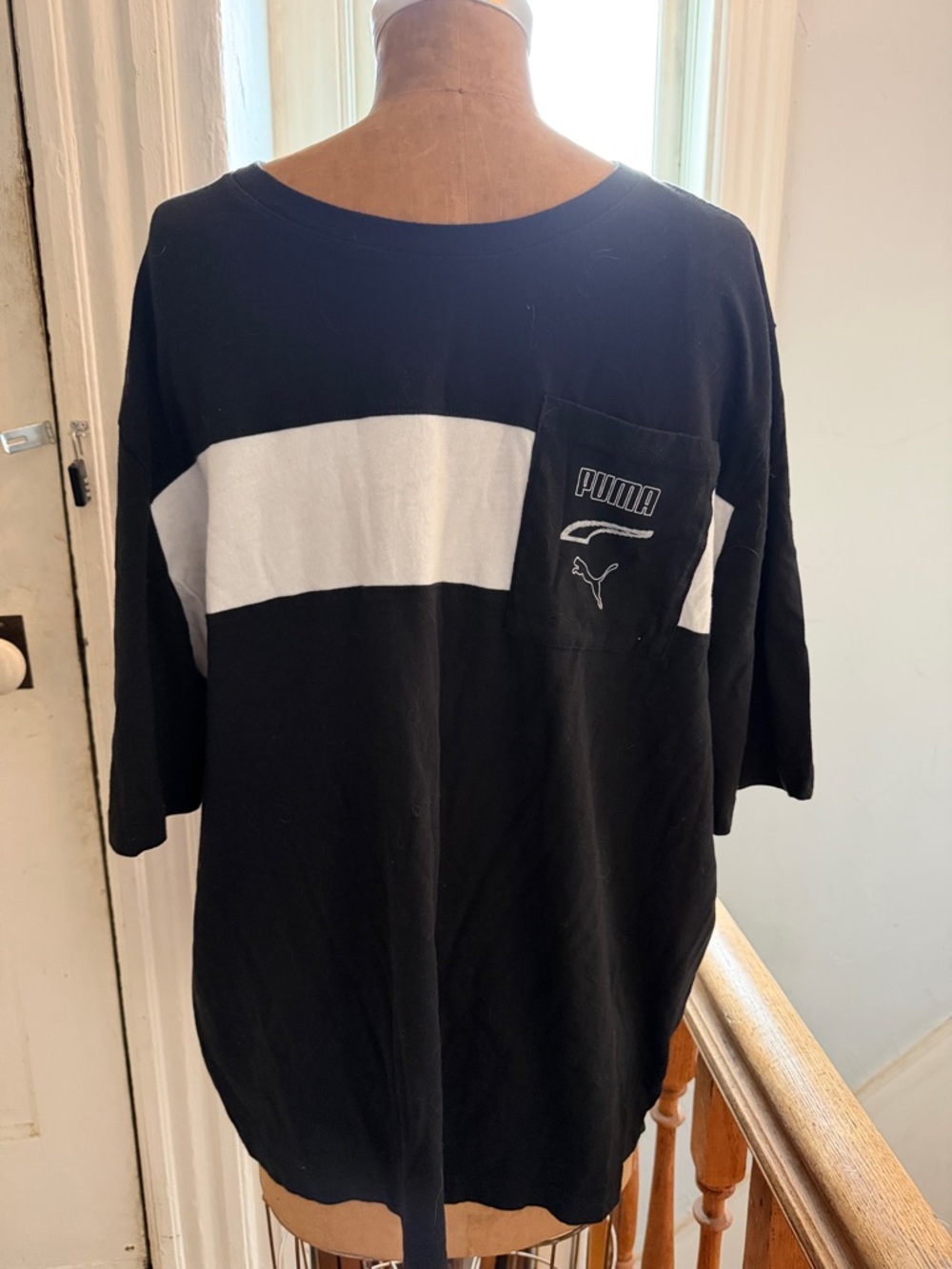 Puma Black and White Stripe Pocket Short Sleeve Tee 2XLT excellent shape.